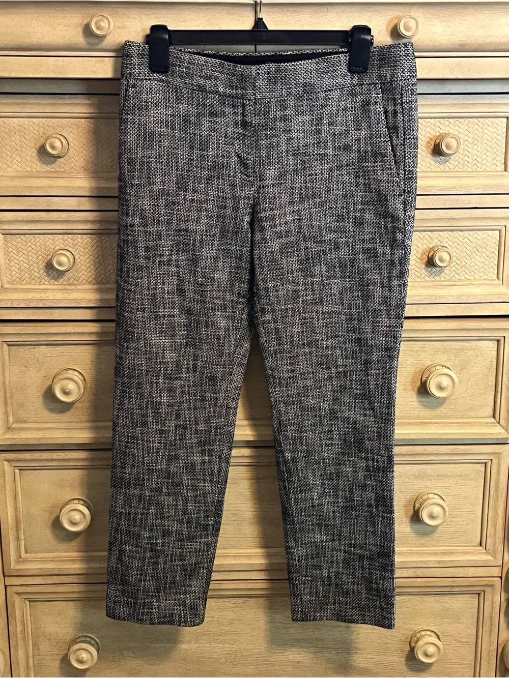 Ann Taylor Gray Textured Cropped Straight-Leg Pants